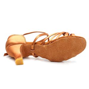 Высококачественные женские атласные туфли для латиноамериканских танцев с регулируемыми ремешками на щиколотке и стразами на пряжке, на высоком каблуке - Product Image 3