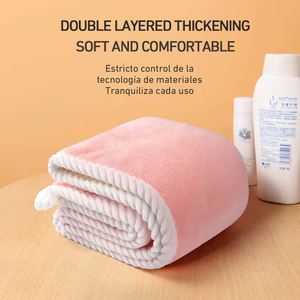 Serviette à capuche douce : Protège la peau et les cheveux ! Multi-usages : Cheveux, Corps et Transpiration — Tout en un ! - Product Image 2