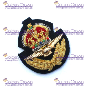 Insigne de casquette RAF en fil de métal en gros | Insigne de casquette de couronne royale fait à la main | Insigne de casquette - Product Image 3