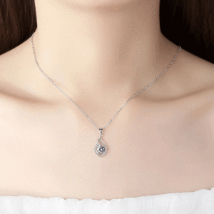 Geometric Pendant Necklace for Women Long Sweater Chain Elegant Fashion Jewelry - Product Image 4