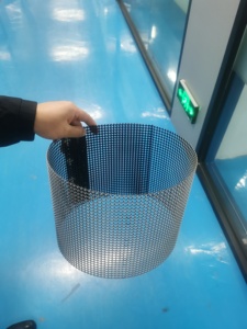 Écran LED holographique volant Invisia, affichage monté, étanche, haute luminosité 800-2000 Nits, écran à transparence 4%-75% - Product Image 4