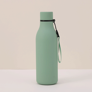 Botella de agua de acero inoxidable 304 con recubrimiento mate a prueba de fugas, logotipo personalizado, 550 ml, 18 oz, botella de agua de acero inoxidable. - Product Image 4