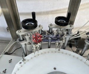 Tự động <span class=keywords><strong>4</strong></span> vòi phun nhỏ lọ 1ml 2ml 3ml 5ml 10ml nước hoa mẫu chai điền máy đóng nắp - Product Image 4