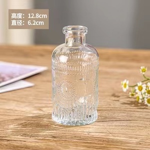 Venta al por mayor caliente moderno simple pequeño y elegante ovalado Bud florero <span class=keywords><strong>flores</strong></span> florero de cristal para el <span class=keywords><strong>baño</strong></span> de la boda - Product Image 3