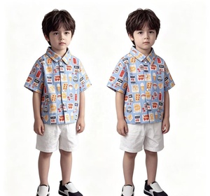 Ensemble deux pièces d'été pour garçons avec imprimé de dessins animés pour les tout-petits et les jeunes enfants - Chemise à manches courtes et short décontracté en polyester/coton - Product Image 1