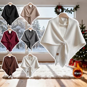 Elegante chal triangular de punto con nudo cruzado, de color liso, mezcla de lana suave, para mujer, bufanda cálida de invierno, tipo bandana, capa pequeña. - Product Image 1