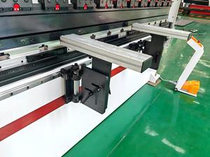 Presse <span class=keywords><strong>plieuse</strong></span> SPS 160 tonnes 3200mm 4000mm, <span class=keywords><strong>plieuse</strong></span> de tôle CNC - Product Image 2