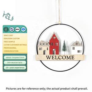 Décorations de Noël en bois, Père Noël suspendu, panneau en bois avec anneau métallique, décoration suspendue pour <span class=keywords><strong>arbre</strong></span> de Noël - Product Image 1