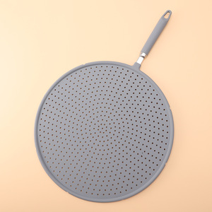 Cubierta redonda antirrespingos de silicona para sartén, accesorio de cocina - Product Image 2