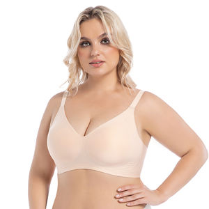 Soutien-gorge sport OEM grande taille pour femme – Confortable, tricoté, anti-affaissement et respirant, push-up, bretelles ajustables, uni, sans couture - Product Image 1