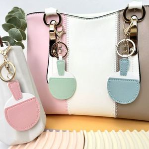 Breloque de sac en forme de raquette de ping-pong, mignonne, en cuir PU, porte-clés raquette de tennis de table, couleur macaron, pendentif souvenir sportif - Product Image 2