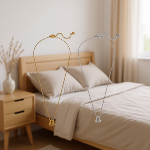 Collana con ciondolo a bilancia in acciaio inossidabile, tono oro 18 carati e argento, design minimalista per donna, da indossare tutti i giorni, con catena a serpente - Product Image 3