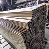 Suministro directo de fábrica WPC Panel plano de pared Hoja de mármol de PVC Fácil instalación Exterior impermeable para villas Decoración de madera insonorizada