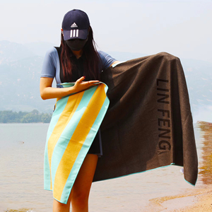 Biểu Tượng Tùy Chỉnh In Sợi Nhỏ Da Lộn Khăn Cho Bãi Biển Phòng Tập Thể Dục Thể Thao Khăn Chống Cát Số Lượng Lớn Nhựa Tái Chế Vật Liệu Bãi Biển Khăn - Product Image 5