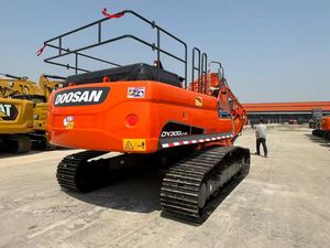 Excavadora de cadenas usada Doosan DX300LC/DX225 de Corea en venta, DX300LC-9C DX225LC-9C de segunda mano con motor Yanmar - Product Image 2