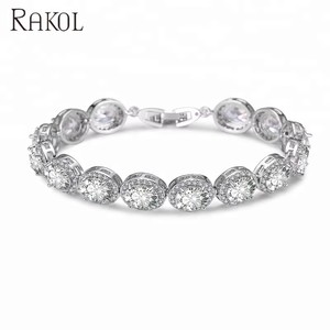 Bracciale RAKOL BP126 alla Moda in Argento con Grande Zirconia Cubica Ovale e Cristalli CZ - Product Image 4