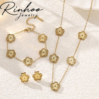Parure de bijoux en acier inoxydable plaqué or PVD 13 mm, motif trèfle à cinq feuilles, collier, bracelet et boucles d'oreilles pour femme, idéale pour les fêtes et le quotidien