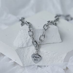 Collier personnalisé avec logo sur mesure, en acier inoxydable plaqué or 18 carats, résistant à l'eau et inaltérable, motif cœur, pour femme - Product Image 6