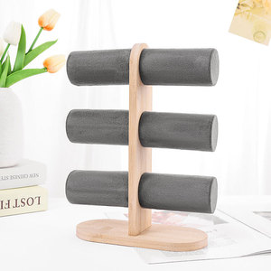 Porte-bijoux en bois à trois couches pour présentoir de comptoir pour bracelets, bagues et boucles d'oreilles. - Product Image 5