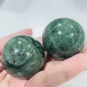 批发天然高品质绿色灵气水晶球雕刻蛇形水晶球冥想礼品