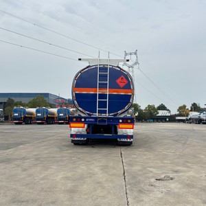 Semirremolque Cisterna de Combustible de 45M3 de Aleación de Aluminio y Acero Inoxidable para Transporte de Petróleo y Diésel - Product Image 6