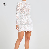 Vente en gros de vêtements sur mesure de haute qualité Boutique de haute qualité Usine Boutiques de luxe Broderie Dentelle brodée Mini Robe pour femmes