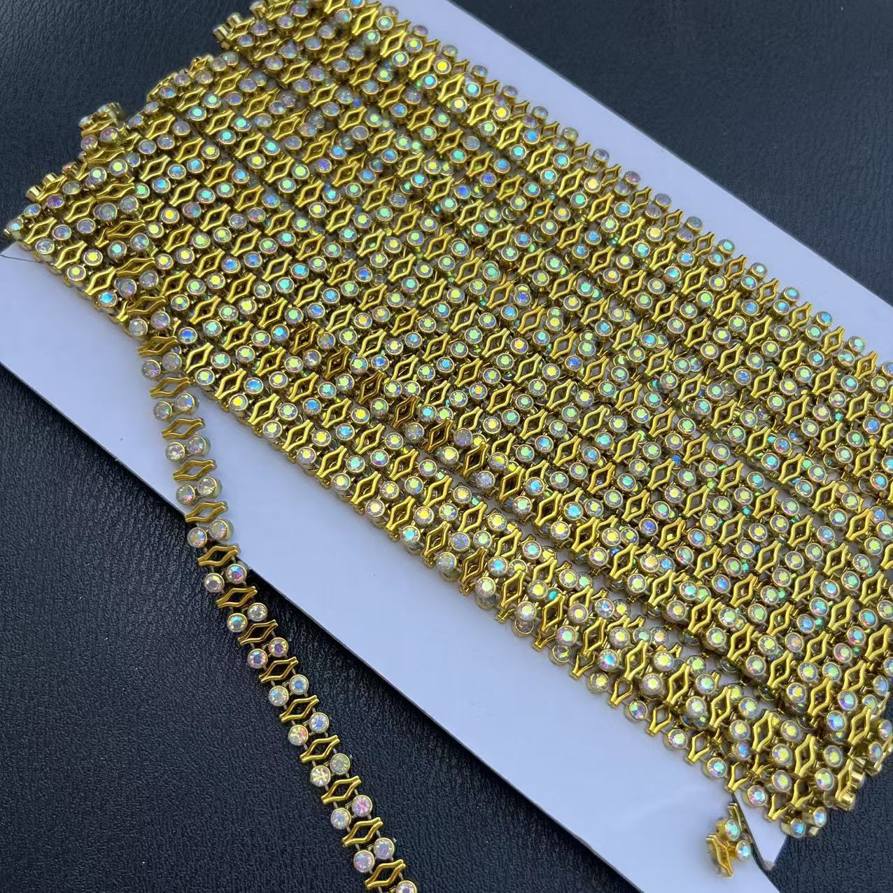 06 Gold