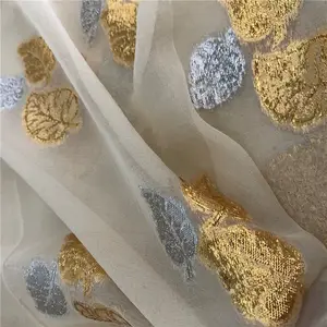 Kain Lurex Metalik Sutra Desain Daun Perak Emas Menakjubkan dengan Bahan Ringan untuk Membuat Pakaian