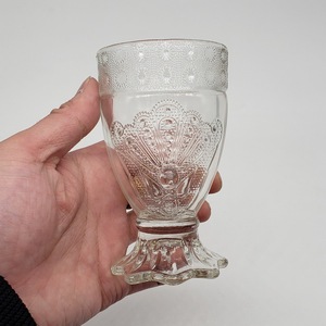 Bouteille en verre cristal ananas 100ml pour mariage et fête de restaurant verre petite sirène avec forme d'écailles de <span class=keywords><strong>poisson</strong></span> vente en vrac - Product Image 4