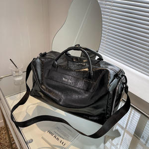 Sac de sport personnalisé à grande capacité, séparation sec/humide, bandoulière, sac de sport en cuir PU, sac de voyage, sac de sport - Product Image 3