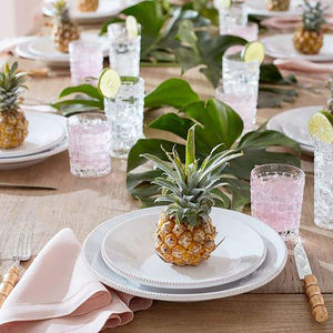 Serviettes en lin rose blush faites à la main broderie florale conception inspirée de la nature pour une table jetable réutilisable en avion à domicile - Product Image 6