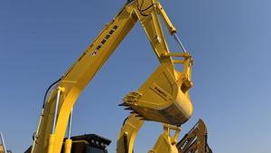 Excavadora Komatsu PC240 de 24 Toneladas, Máquina Usada Grande con Motor Original Certificado por la EPA, Incluye Motor, Caja de Cambios y Bomba de Engranajes - Product Image 6