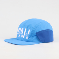 Casquette de sport 5 panneaux de haute qualité ODM/OEM, broderie personnalisée, visière plate, ajustable, séchage rapide, avec cordon de serrage, pour le camping