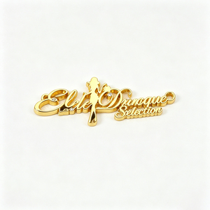 Étiquette métallique en forme de lettre, logo personnalisé, anti-corrosion, pour chapeaux et casquettes, prix de gros - Product Image 2
