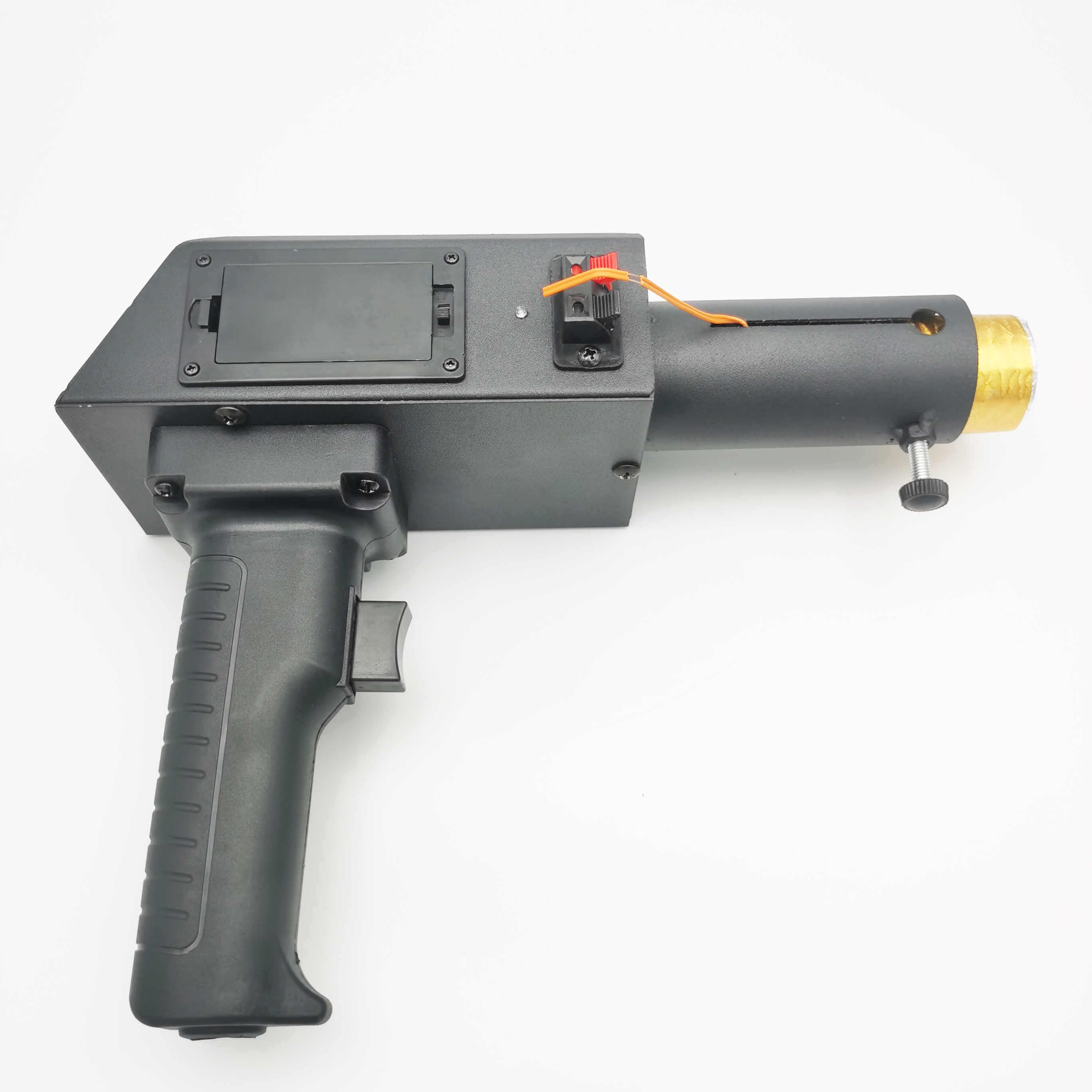 Hand-held stage cold fountain gun