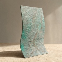Panneau de revêtement mural extérieur classique flexible en quartz vert émeraude, résistant à l'eau et au feu