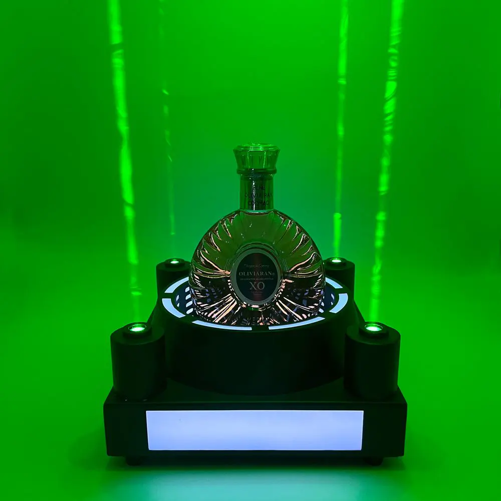 Оптовая продажа с завода, перезаряжаемый акриловый лазерный светодиодный держатель для бутылок с индивидуальным логотипом XO, держатель для шампанского для бара, ночного клуба