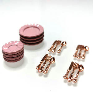 <span class=keywords><strong>SET</strong></span> 1:12 Accessoires Photo pour <span class=keywords><strong>Maison</strong></span> de Poupée : Meubles de Cuisine, Assiettes, Bols, Couverts (Fourchette, Couteau, Cuillère) - Product Image 3