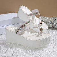 Sandales compensées d'été pour femmes à talon haut et semelle épaisse, ornées de strass, semelle extérieure en caoutchouc, style décontracté, nouvelle collection 2026