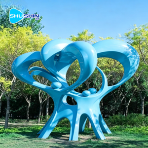 Statua in Resina di Figura Curva Liscia, Scultura Moderna Paesaggistica Pubblica in Stile Cartoon Aerografiata - Product Image 3