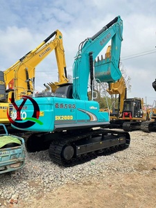 Excavatrice sur chenilles hydraulique Kobelco SK200 d'occasion, 20 tonnes, 95% NEUVE, modèle 2023, boîte de vitesses, pompe, moteur, capacité de la benne de 0,8 m³ - Product Image 3