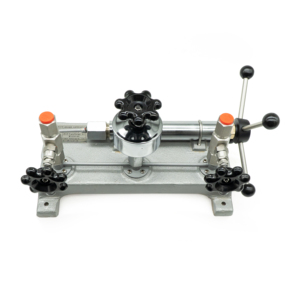 Pompe hydraulique YW60 0-60MPa pour eau et huile, série YW60 0-60MPa - Product Image 1