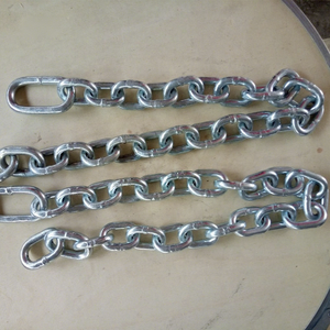 Chaîne de sécurité de remorquage de transmission soudée en acier allié électrogalvanisé standard américain Weifang FLT G30 G70 - Product Image 1