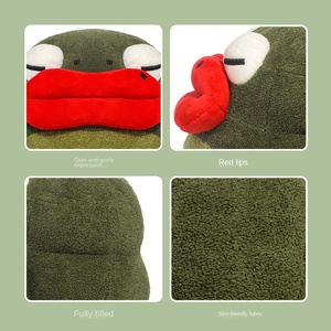 Divertente Giocattolo di Peluche in Poliestere a Forma di Rana con Labbra Carnose, Portachiavi Pendente, Regalo di Compleanno Unisex - Product Image 3