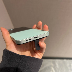 อะไหล่แท้ซัมซุงสำหรับ Galaxy Z Flip6 5G โทรศัพท์พับได้ RAM 12GB และ <span class=keywords><strong>ROM</strong></span> 256GB/128GB รองรับการปลดล็อคด้วยใบหน้า CDMA LTE - Product Image 3