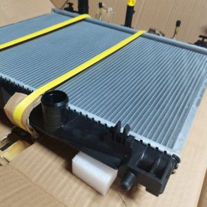 Radiadores de refrigeración de aluminio del motor OEM 16400-21300 para <span class=keywords><strong>TOYOTA</strong></span> Vios <span class=keywords><strong>Yaris</strong></span> NCP92/ZSP91 2008-2013 - Product Image 3