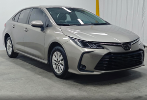 <span class=keywords><strong>Toyota</strong></span> <span class=keywords><strong>Corolla</strong></span> <span class=keywords><strong>S</strong></span> berline d'occasion 2020 avec transmission automatique, moteur 1.8L, conduite à droite, essence, véhicule d'occasion à vendre - Product Image 1
