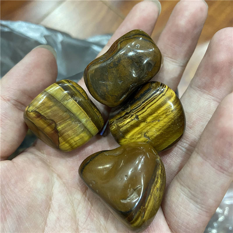 หินตาเสือ