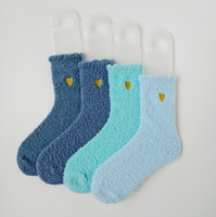 Chaussettes mi-mollet en polaire corail pour femmes, chaudes et douillettes, avec broderie cœur, pour la maison, le sommeil et le sol, chaussettes d'hiver en peluche, fournisseur en gros