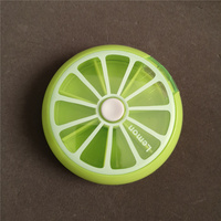 Petite boîte à pilules hebdomadaire rotative portable en PP écologique pour voyage, kit médical, 7 compartiments, avec logo personnalisé
